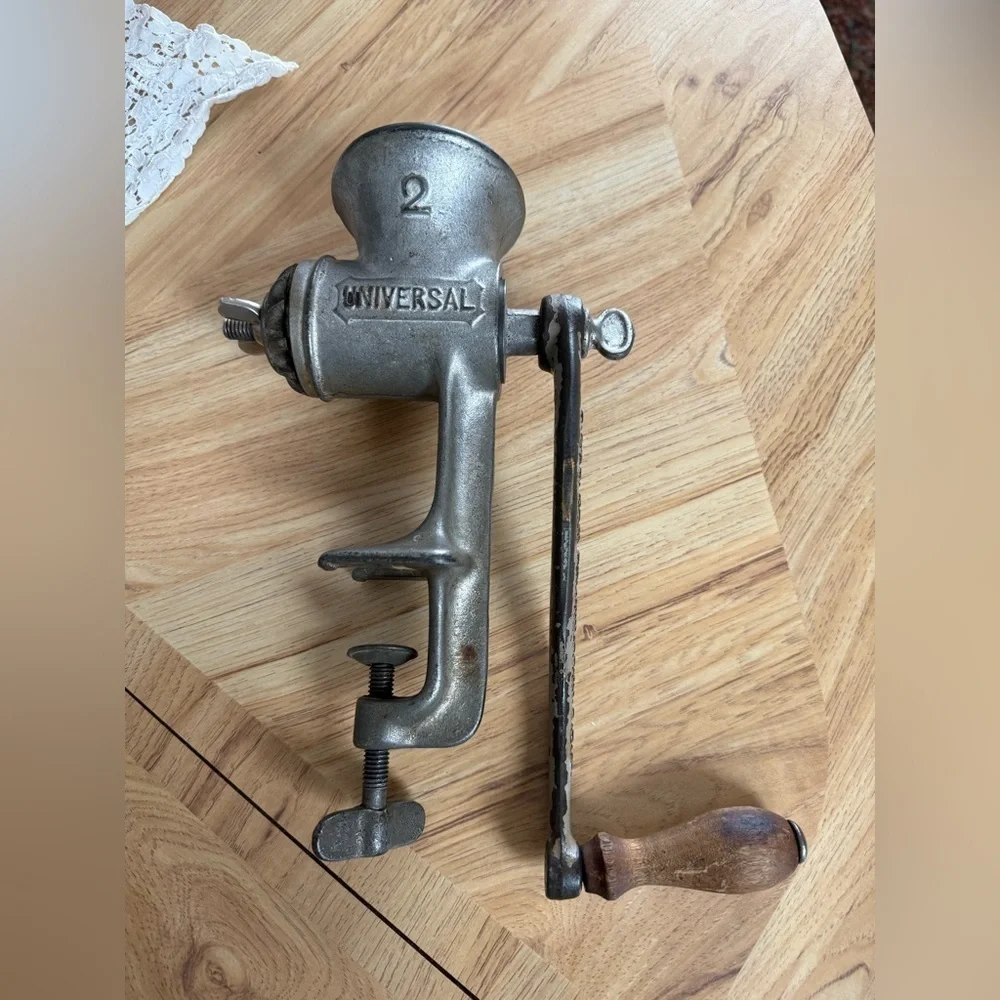 Vintage Meat Grinder Universal No. 2 Food Hand Crank Made In USA